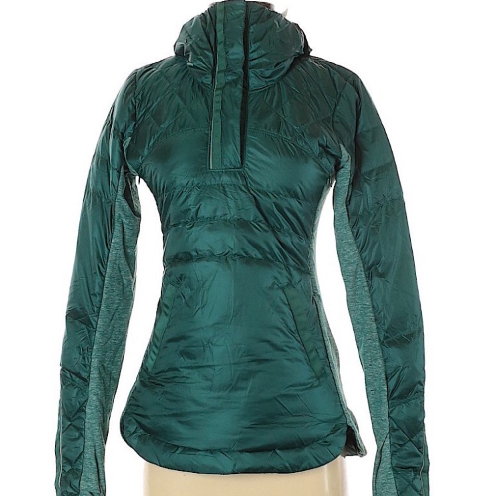 Down for a Run pullover jacket